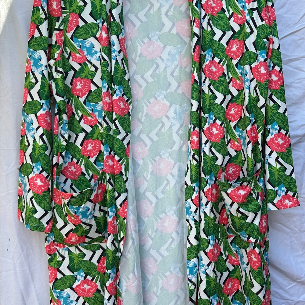 Floral Kimono with Green Leaves and Pink Flowers
